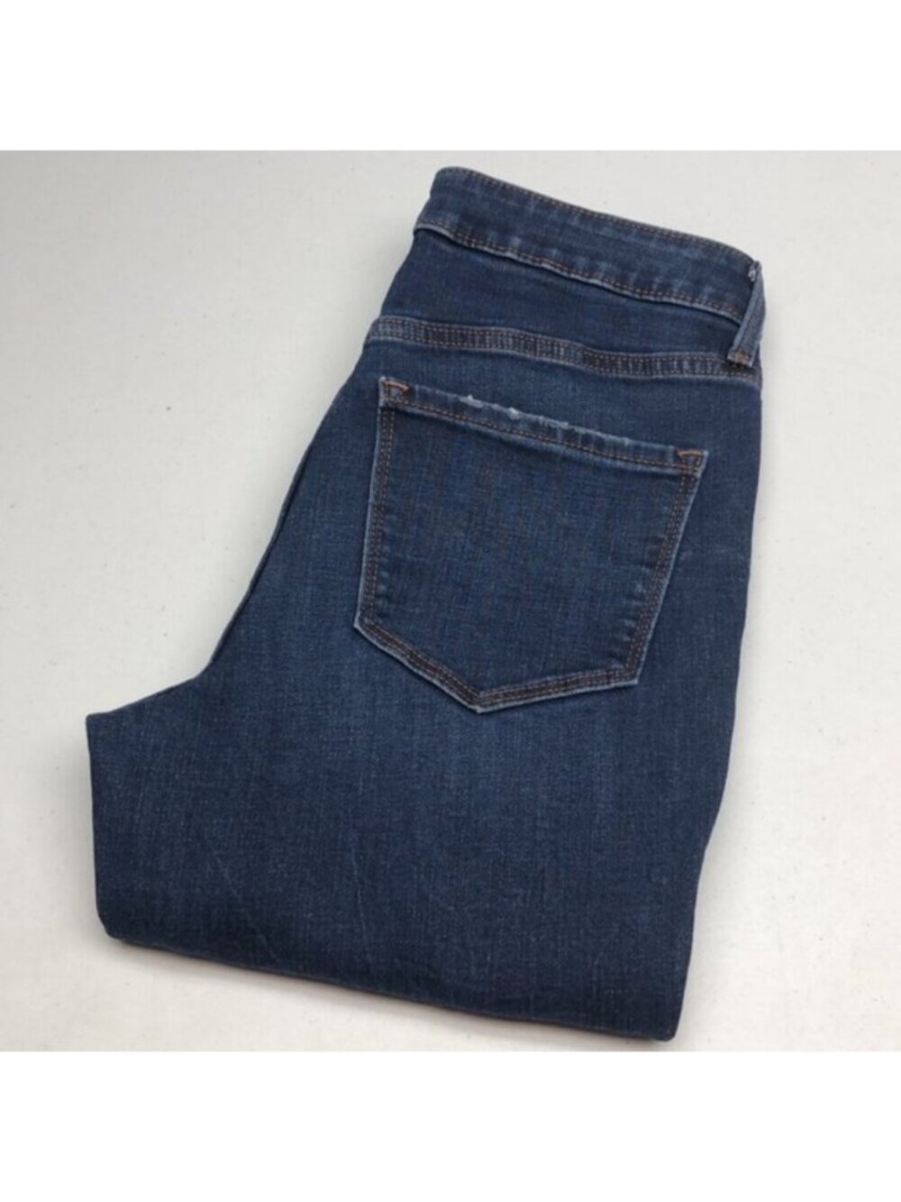 LIKE NEW OLD NAVY ROCKSTAR HIGH-RISE SUPER SKINNY JEANS 6/28x26 ⚓️
